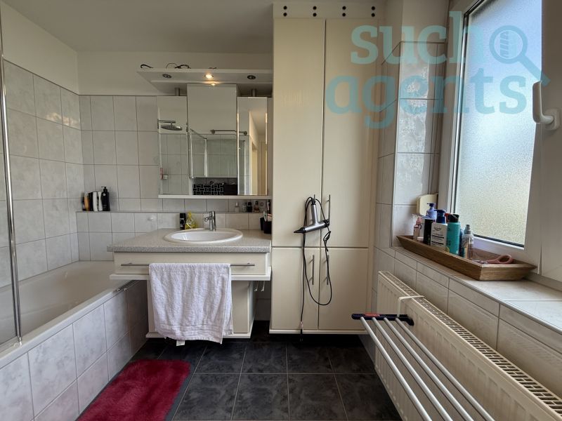 Reihenhaus mit groem Garten, Garage und vollunterkellert in ruhiger Lage /  / 4600 Wels / Bild 3