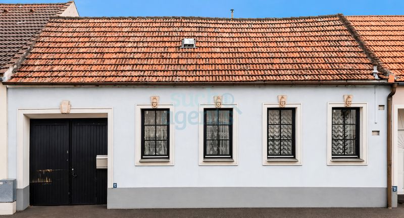 Grundstück mit Altbestand - 1.238m²