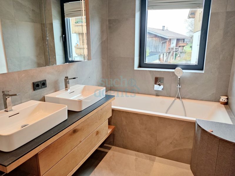 Moderne 3-Zimmerwohnung mit 2 Balkone, 2 Tiefgaragenpltze und hauseigenem Fitnessraum /  / 6365 Kirchberg in Tirol / Spertendo / Bild 2