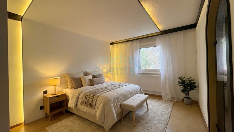 Modernisiertes Eckhaus mit ca. 200 m² Wohnfläche, Sommergarten, Sauna & Garage / / 4052 Ansfelden / Bild 3