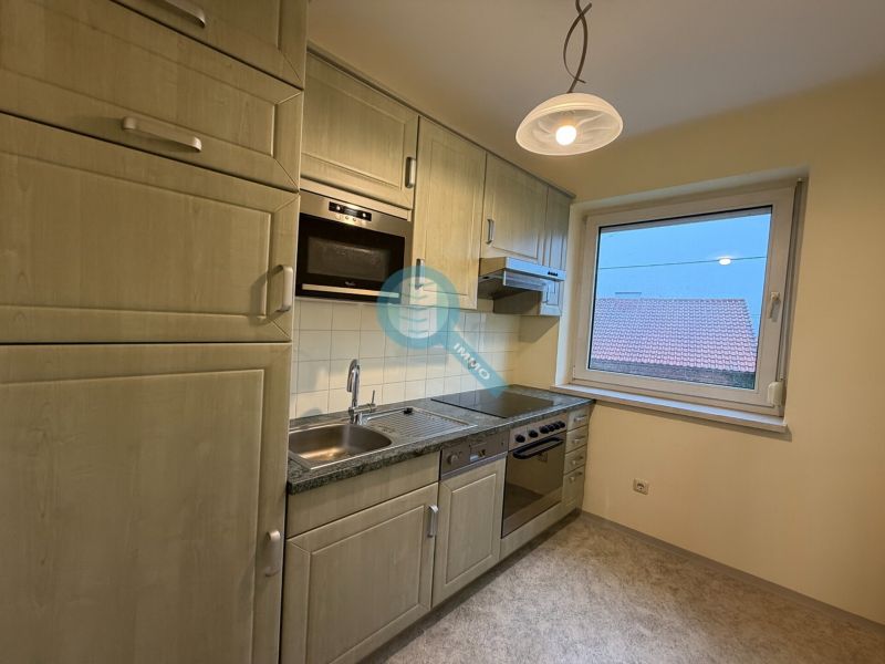 Gepflegte 3-Zimmer-Wohnung mit Stellplatz und Potenzial / / 4724 Neukirchen am Walde / Bild 3