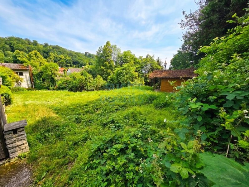 Urfahr | Seltenes Eckgrundst�ck in Bachn�he & Waldrandlage ? Ruhe & Privatsph�re im Stadtgebiet /  / 4040&nbsp;Linz / Bild 3