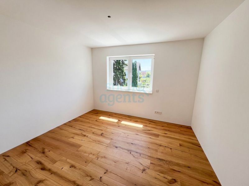 Modernes Einfamilienhaus mit Garten und gro�z�giger Doppelgarage /  / 3300&nbsp;Amstetten / Bild 3
