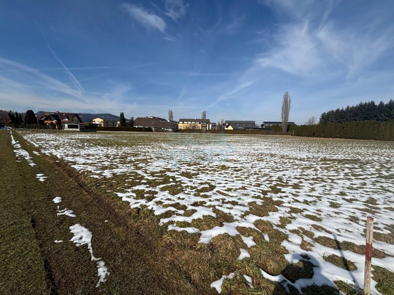 Eben gelegenes Baugrundst�ck in ruhiger Wohnlage