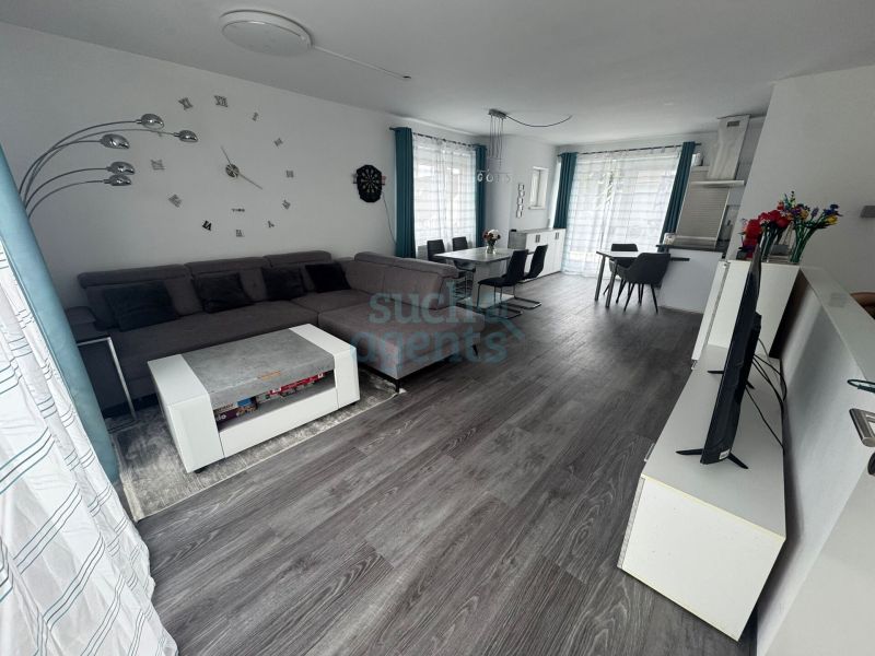 Hochwertige 2 Etagen Neubau-Wohnung mit 3 Zimmern, Balkon und Stellplatz /  / 4850 Timelkam / Bild 1