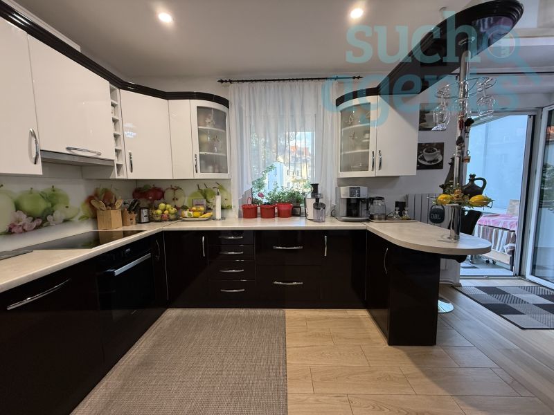 Grozgige 4 Zimmerwohnung mit Balkon Nhe Bahnhof /  / 4020 Linz / Bild 2