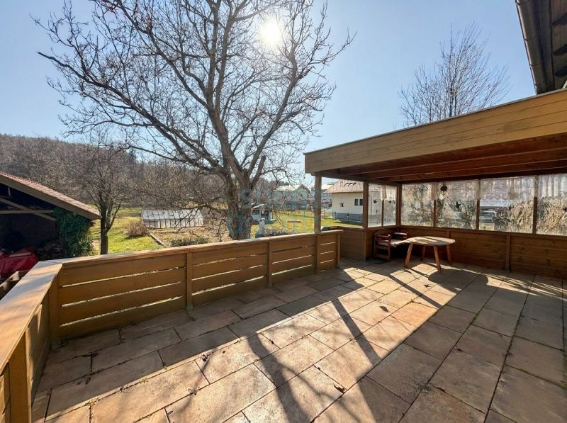 Renovierungsbed�rftiges Einfamilienhaus mit Balkon und Terrasse auf gro�z�gigem Grundst�ck /  / 8530&nbsp;Deutschlandsberg / Bild 1