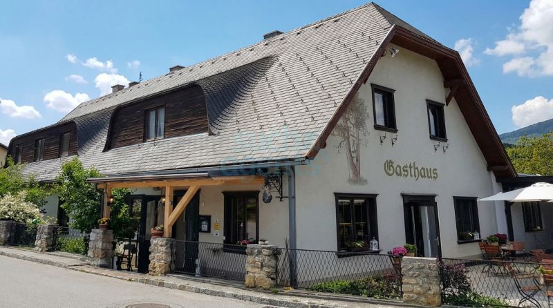 Gastro- & Wohnobjekt mit ca. 640m� - Panoramaterrasse und Blick in die Natur
