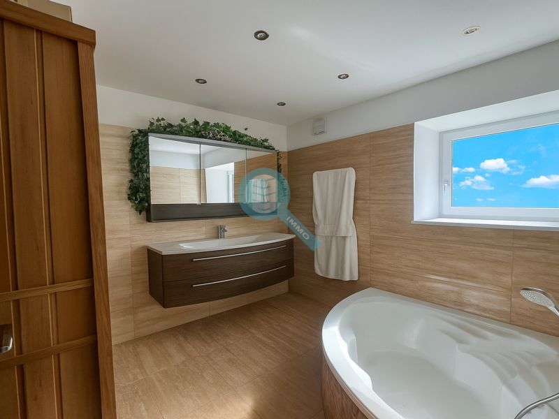 Viel Privatsph�re & geringe Betriebskosten ? 5 Zimmer Familienwohnung /  / 6383&nbsp;Erpfendorf / Bild 2