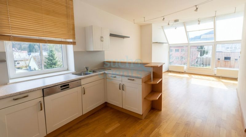 Modernisierte Dachgeschosswohnung mit Lift, �berdachtem Balkon & Tiefgarage /  / 3340&nbsp;Waidhofen an der Ybbs / Bild 2
