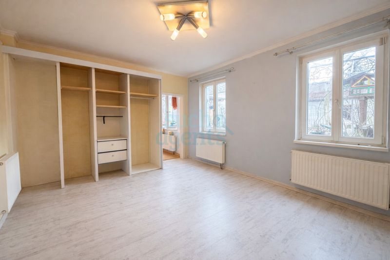 Investitionschance: Leerstehendes Bestandsobjekt mit Potenzial zur Aufteilung in 3 Einheiten - 275m� /  / 2410&nbsp;Hainburg an der Donau / Bild 0