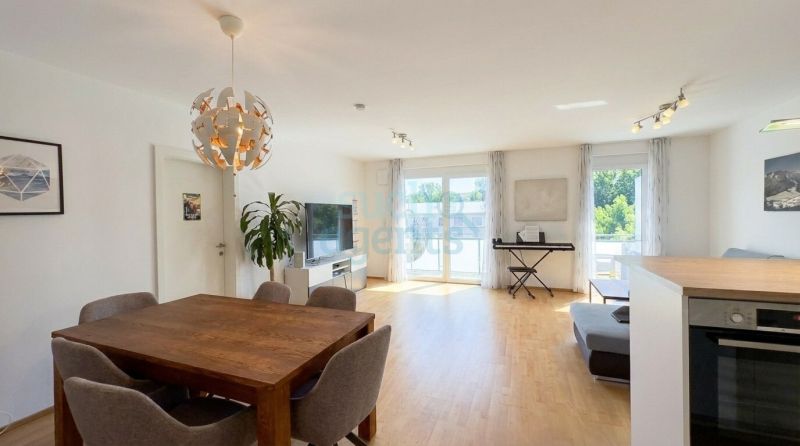 Helle 3-Zimmer-Wohnung mit Sonnenbalkon & Tiefgaragenstellplatz /  / 8010&nbsp;Graz / Bild 1