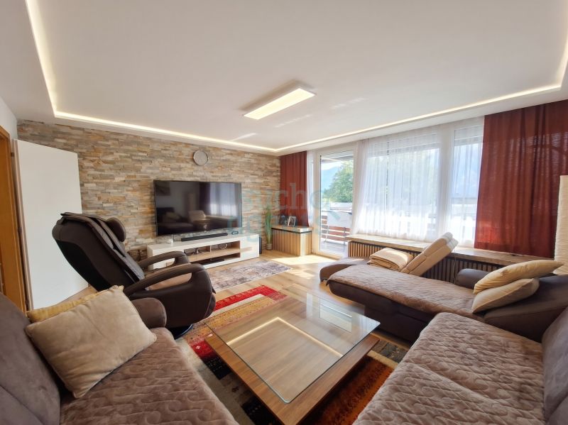 Modernisierte 3-Zimmer-Wohnung mit Traunseeblick, Loggia & kompletter M�blierung /  / 4813&nbsp;Altm�nster / Bild 0