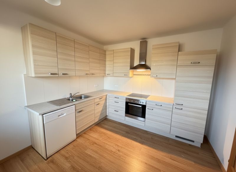 Einfamilienhaus in ruhiger Lage im S�d-Westen von Graz mit Nebengeb�ude als Wohn- bzw. B�ro nutzbar /  / 8054&nbsp;Graz / Bild 4