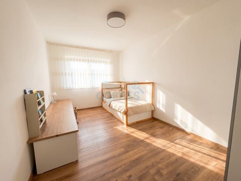 Exklusiv & neuwertig: Gro�z�giges Haus mit 2 Wohneinheiten, Wintergarten & Keller in Top-Lage /  / 4642&nbsp;Sattledt / Bild 3