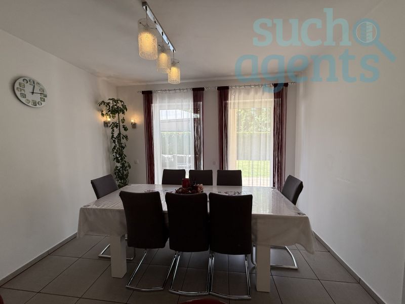 Top ausgestattetes Einfamilienhaus mit Doppelgarage und Wintergarten /  / 4073 Wilhering / Schnering / Bild 3