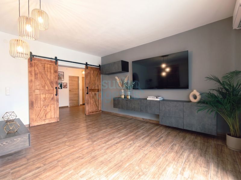 Haus mit ca. 160 m� zum Wohnen, rund 960 m� Garten sowie Pool, Garagen und viel Potential /  / 2442&nbsp;Unterwaltersdorf / Bild 1