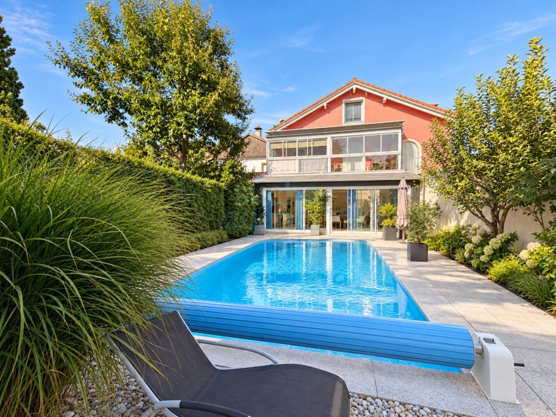 Exklusives Reihenendhaus mit Pool & Wellnessbereich ? f�r Familien und Paare mit hohen Anspr�chen