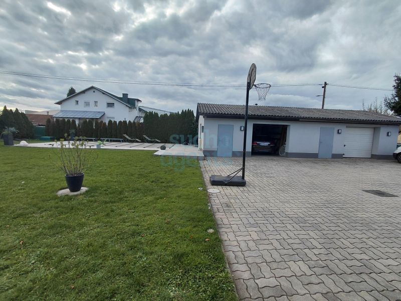 NEUER PREIS! Einfamilienhaus mit Pool, Sauna & gro�em Grundst�ck /  / 8073&nbsp;Feldkirchen bei Graz / Bild 3