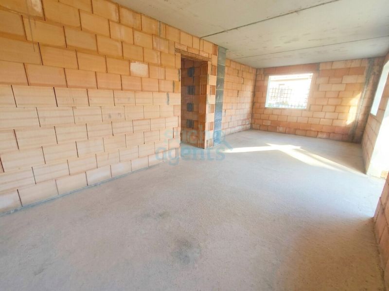 Rohbau-Bungalow in Top Lage? fertigstellen nach eigenen Wünschen.