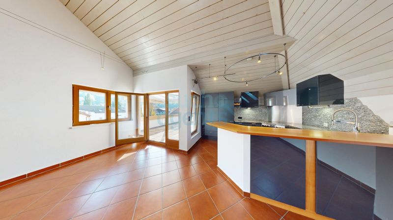 NEUER PREIS! 3-Zimmer-Dachgeschosswohnung mit XXL-Terrasse im Herzen von Volders /  / 6111 Volders / Bild 1