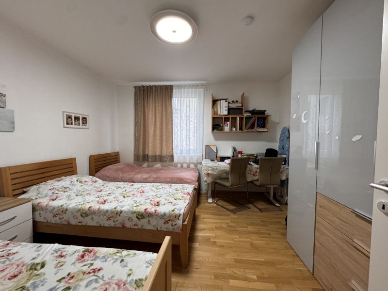 Exklusive 3-Zimmer-Wohnung: Balkon, Lift & Gemeinschaftsgarten in Top-Lage /  / 1140 Wien / Bild 3